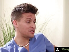 Verga grande, Tetas grandes, Rubia, Mamada, Garganta profunda, Madres para coger, Aceite, Montar