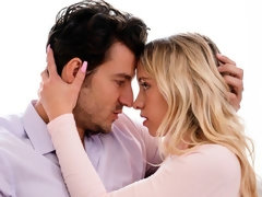 Cul, Blonde, Sucer une bite, En levrette, Embrassement, Léchez, Rasée, Nénés