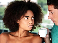 Grosse bite, Gros seins, Sucer une bite, En levrette, Noir ébène, Petite femme, Maigrichonne, Adolescente