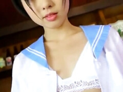 Enthousiasteling, Aziatisch, Bruinharig, Fetisj, Japaans, Tiener, Tieten likken