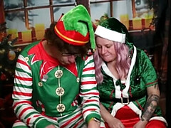 Naughty Elf Blowjob: Day 1 Christmas Role Play with BBW British Amateur