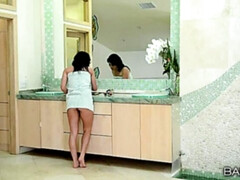 69, Nana, Grosse bite, Brunette brune, Couple, Faciale, Interracial, Rasée