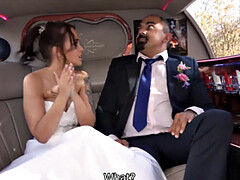 車, 浮気する, チェコ, 指いじり, 手コキする, なめる, ストッキング, 結婚式