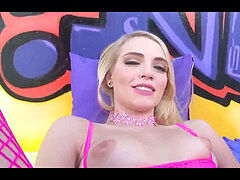 Анальный секс, Большие дырки, Молоденькие, Шлюха