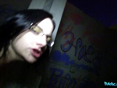 Amateur, Mamada, Al aire libre, Pov, Público, Coño, Chupando