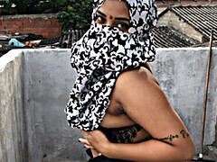 Arabe, Grosse bite, Couple, Double pénétration, Français, Hd, De plein air, Fessée