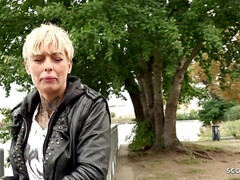 Grosse bite, Gros seins, Plantureuse, Gorge profonde, Hard, Mère que j'aimerais baiser, Lécher le sphincter, Rugueux