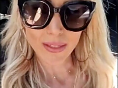 Gros cul, Grosse bite, Gros seins, Sucer une bite, Doigter, Français, Actrice du porno, Chatte