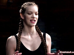 18 jaar, Bondage discipline sadomasochisme, Bizar, Bruinharig, Fetisj, Pijn, Ruw, Slaaf