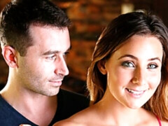 お尻, ブロンド, バック, 指いじり, 手コキする, キス, 剃毛, オッパイの