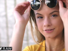 In den arsch, Aus dem arsch in den mund, Blasen, Braunhaarige, Besamung, Ablutschen, Spielzeuge