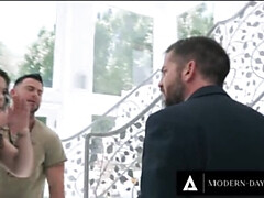 デカ尻, コンドーム, 中出し, 浮気する, 乳首, 現実, ラフ, オッパイの