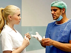 Gros cul, Grosse bite, Blonde, Sucer une bite, En levrette, Seins naturels, Adolescente, Nénés