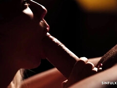 Grote mammen, Pijpbeurt, Lul, Vrouw, Vingeren, Flexibiel, Likken, Moeder die ik wil neuken