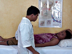 18 jaar, Enthousiasteling, Anaal, Arts, Gapende, Homo, Mager, Uniformpje