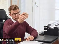 Brazzers - Chanel Camryn's marriage is on the fritz & can't miss her opportunity to fuck the hot marriage counselor