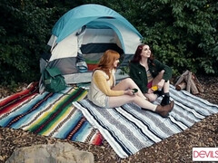 Tetas grandes, Tetona, Sexo duro, Lesbiana, Al aire libre, Realidad, Pelirrojo, Chorro