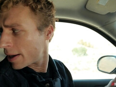 Blasen, Braunhaarige, Auto, Betrug, Lecken, Natürlichen titten, Muschi, Spanner