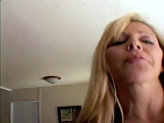 Американки, Минет, Семяизвержение, Сперма на лице, Зрелые, Милф