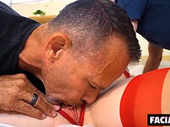 フェラチオ, Hd, 3p男男女, 小柄, オマンコ, 馬乗り, 三人, 濡れ