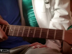 Mamada, Morena, Corridas, Peludo, Lamidas, Pequeña, Estrella porno, Coño