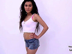 Анальный секс, Брюнетки, Кончили внутрь, Семяизвержение, В первый раз, Молоденькие