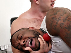 In den arsch, Fesselspiele, Hundestellung, Schwul, Interrassisch, Öl, Hintern versohlen, Spanner