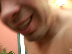 Anaal, Kont, Grote mammen, Biseksueel, Pijpbeurt, Bruinharig, Shemale, Tieten likken