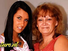 18 ans, Gros cul, Poilue, Hd, Lesbienne, Léchez, Masturbation, Orgasme