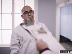 Grote mammen, Blond, Pijpbeurt, Arts, Exam, Hardcore, Moeder die ik wil neuken, Realiteit