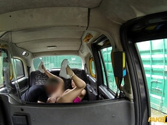 Mamada, Coche, Corridas faciales, Sexo duro, Lamidas, Al aire libre, Realidad, Anilingus