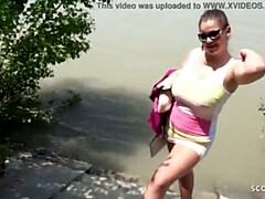 Culo grande, Engañando, Tetas naturales, Al aire libre, Perforación, Público, Adolescente, Tetas