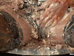 女性のケンカ, 食べ物, サテン, 濡れ