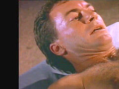 Sucer une bite, Tir de sperme, Doigter, Branlette thaïlandaise, Embrassement, Massage, Rétro ancien