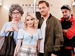 Grosser schwanz, Blondine, Blasen, Hundestellung, Natürlichen titten, Kurzes haar, Tätowierung, Titten