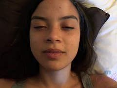 Amateur, Sucer une bite, Branlette thaïlandaise, Petite amie, Pov, Chatte, Rasée, Nénés