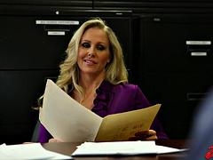 Gros seins, Blonde, Femme couguar, Fétiche, Hard, Mature, Mère que j'aimerais baiser, Nénés