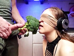 Amateur, Sucer une bite, Dingue, Éjaculer dans la bouche, Fille, Fait maison, Maman, Orgasme