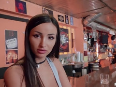 Cul, Gros seins, Noire, Sucer une bite, Branlette thaïlandaise, Seins naturels, Public, Tatouage