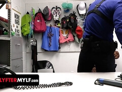 Grosser arsch, Hd, Milf, Büro, Pov, Schüchtern, Dürr, Titten