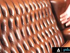 69, Gros cul, Face assise, Hd, Lesbienne, Léchez, Adolescente, Nénés