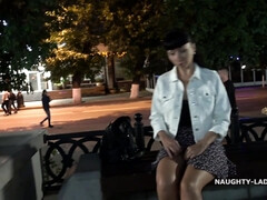 Большие сиськи, Грудастые, Фетиш, Эксгибиционист, Милф, Натуральные сиськи, На природе, Соло