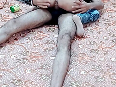 Poilue, Indienne, Petite femme