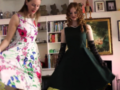 Británico, Hd, Lencería, Madres para coger, Pov, Pelirrojo, Trio