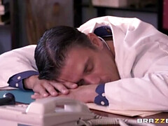 Gros seins, Blonde, Gorge profonde, Hd, Talons, Infirmière, Jarretelles, Tatouage