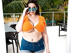 Leie, Schlafzimmer, Grosse titten, Nackt, Kurzes haar, Solo, Entkleiden, Spielzeuge