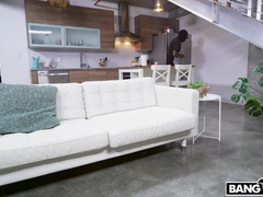 Brunette brune, Éjaculer dans la bouche, Tir de sperme, Hard, Fille latino, Monstre, Petite femme, Nénés