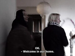 Amateur, Sucer une bite, 2 femmes 1 homme, Mère que j'aimerais baiser, De plein air, Rasée, Tatouage, Plan cul à trois