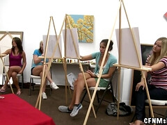 Красивые, Блондинки, Брюнетки, Одетые девушки голые парни, Смазливые, Группа, Хд, Милф