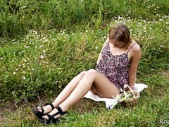 Braunhaarige, Dildo, Hd, Im freien, Höschen, Rasiert, Solo